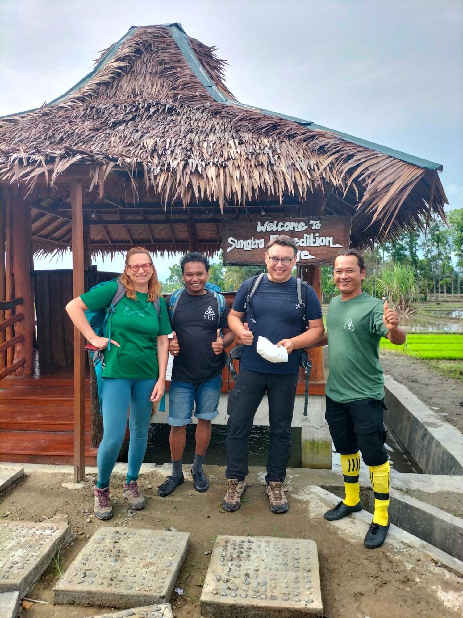 Sumatra Expedition Lodge Bukit Lawang Ngoại thất bức ảnh